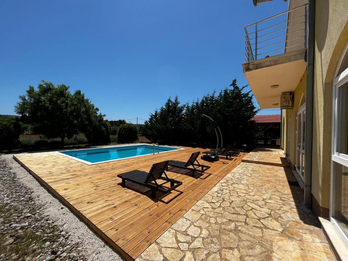 Orange Tree Garden Appartement Trogir Buitenkant foto