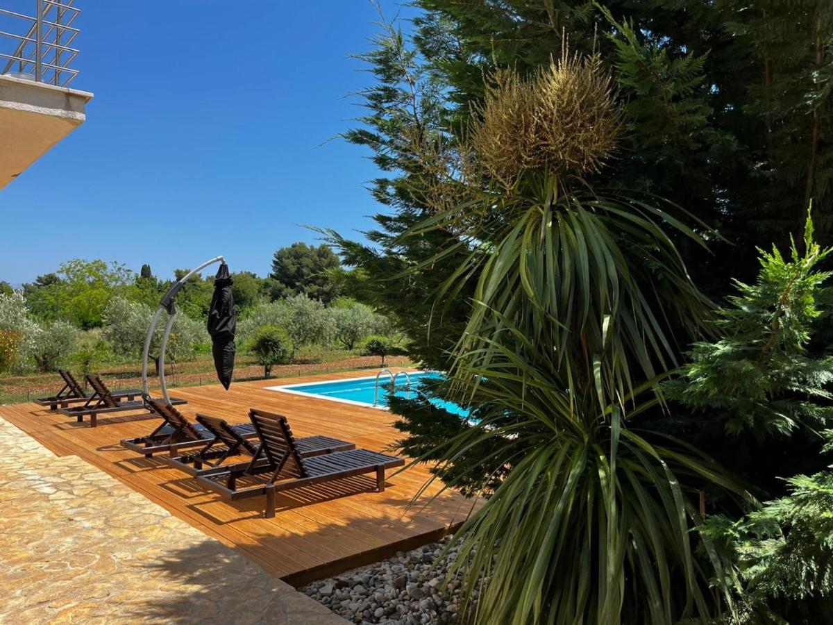 Orange Tree Garden Appartement Trogir Buitenkant foto